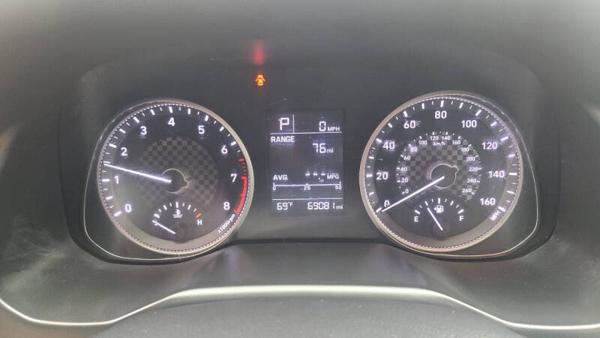 Thumbnail of 2019 HYUNDAI Elantra