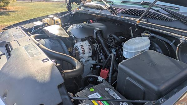 Thumbnail of 2003 GMC Sierra