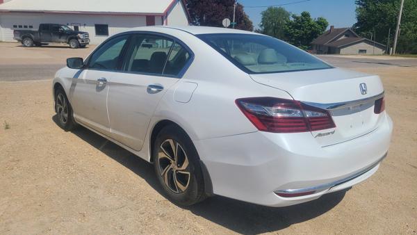Thumbnail of 2016 HONDA Accord