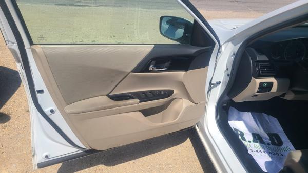Thumbnail of 2016 HONDA Accord