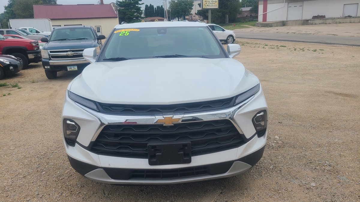 Main image of 2025 CHEVROLET Blazer