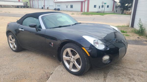 Thumbnail of 2006 PONTIAC Solstice