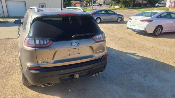 Thumbnail of 2021 JEEP Cherokee